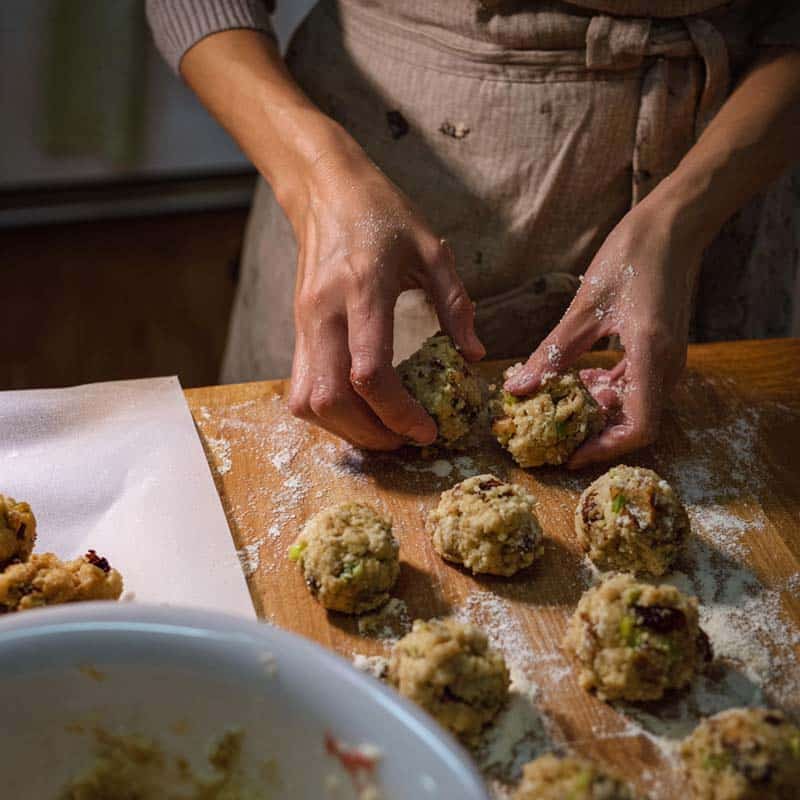 Forming turkey stuffing balls